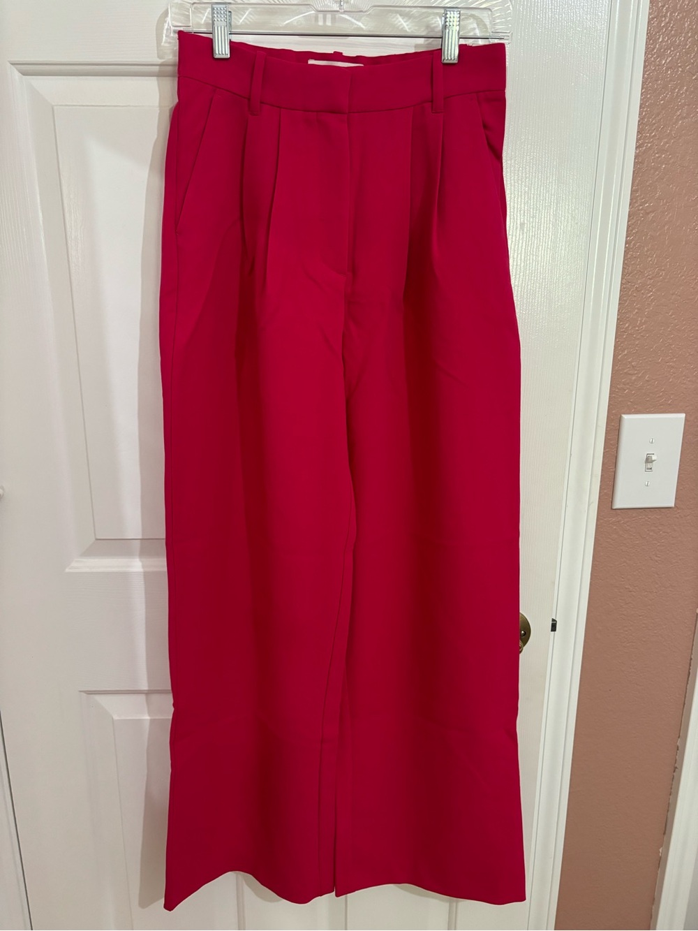 NWT Abercrombie & Fitch Bright Pink Trousers